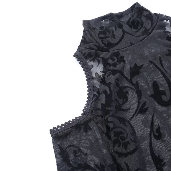 Black cold shoulder flare sleeve bodysuit - Picture 7 of 15